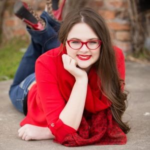 Meet your Posher, Madison taylor